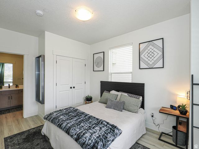 571 N 1400 W, Farmington, UT 84025