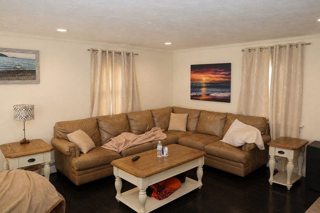 492 Kingman Street, Taunton, MA 02718