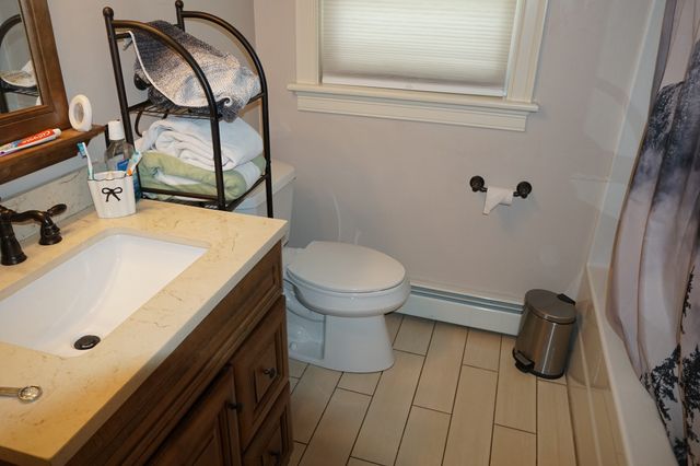 492 Kingman Street, Taunton, MA 02718