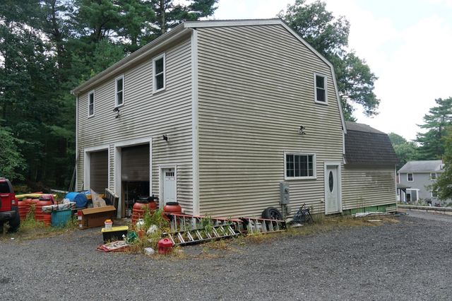 492 Kingman Street, Taunton, MA 02718