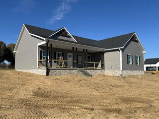 159 Creekside Lane, Lafayette, TN 37083