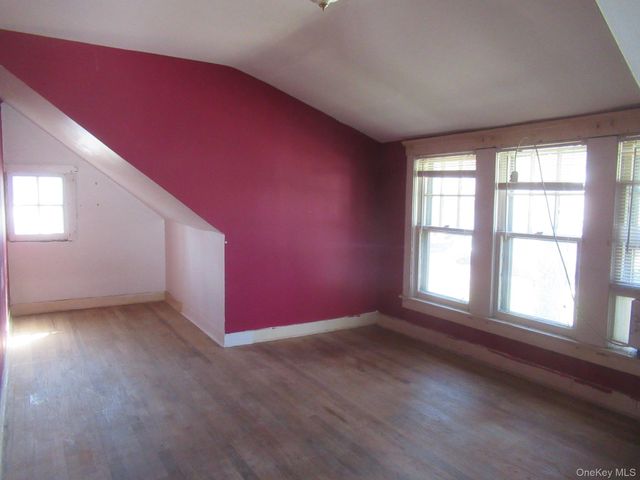 72 Waterstone Road, Greenwood Lake, NY 10925