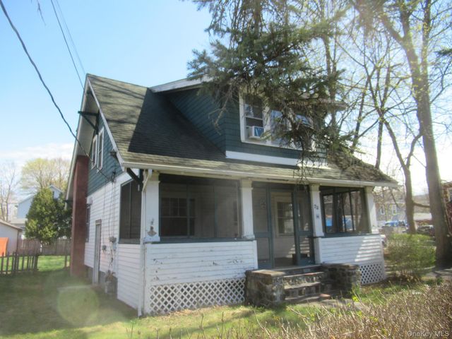 72 Waterstone Road, Greenwood Lake, NY 10925