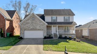 10906 Lake Vista Ct, Louisville, KY 40241