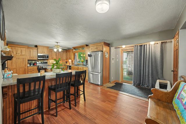 5501 E Shipton Rd., New Cambria, KS 67470