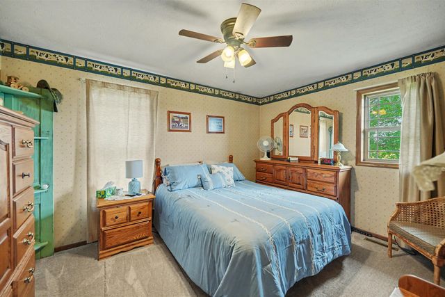 5501 E Shipton Rd., New Cambria, KS 67470