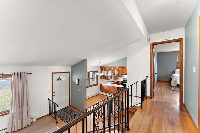 50 70th Way NE, Fridley, MN 55432