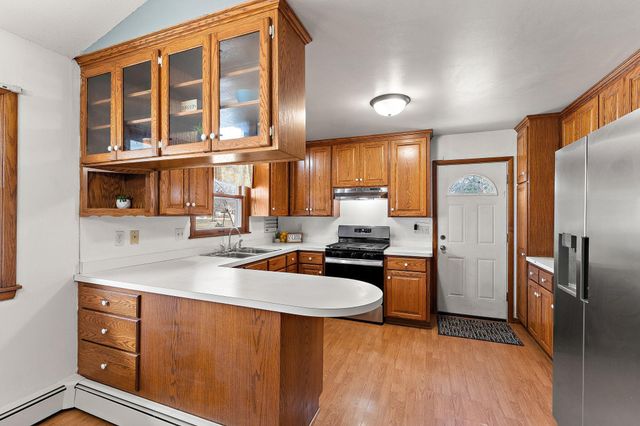 50 70th Way NE, Fridley, MN 55432