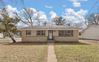 50 70th Way NE, Fridley, MN 55432