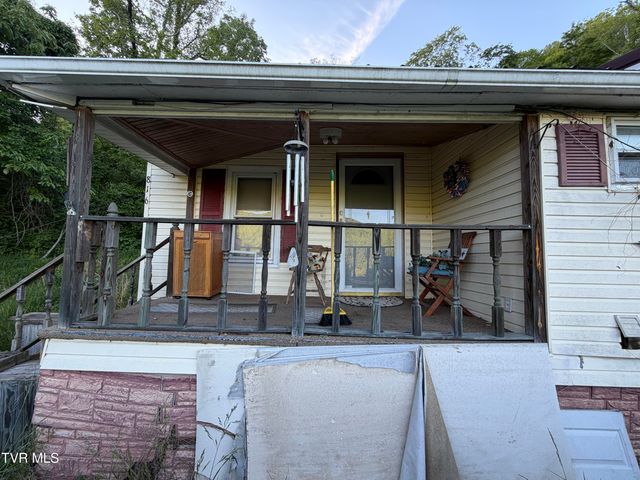 816 North 15 Street, Big Stone Gap, VA 24219