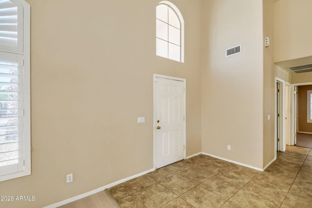 4618 E GOLDFINCH GATE Lane, Phoenix, AZ 85044 — photo 4