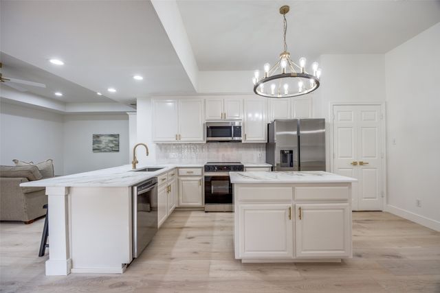 2308 Auburn Court, Sherman, TX 75092