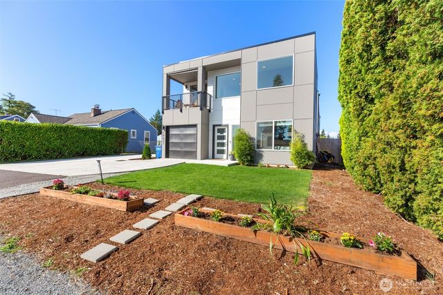 16021 11th Avenue SW, Seattle, WA 98166