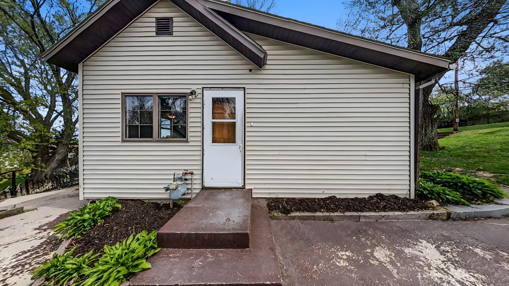 320 N 3rd Street, Le Sueur, MN 56058 — photo 4