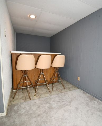 107 Queen Dr, Monroeville, PA 15146