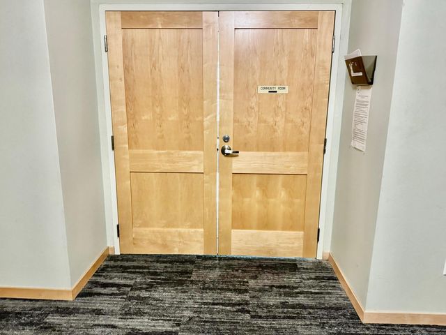 619 8th Street SE 115, Minneapolis, MN 55414