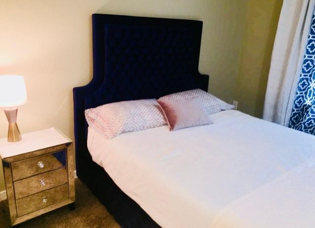 619 8th Street SE 115, Minneapolis, MN 55414