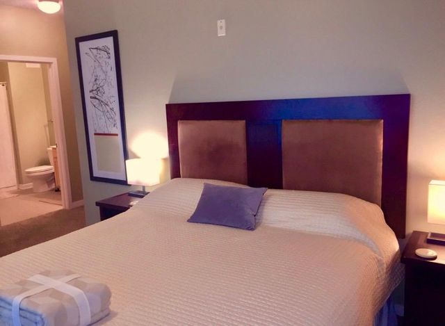 619 8th Street SE 115, Minneapolis, MN 55414