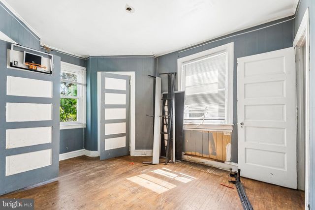 5424 RIDGEWOOD ST, Philadelphia, PA 19143