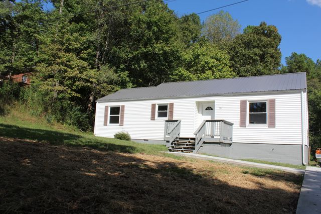 78 College St, Erin, TN 37061