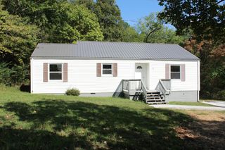 78 College St, Erin, TN 37061