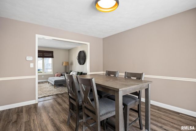 73 HICKORY RIDGE Drive, Morton, IL 61550