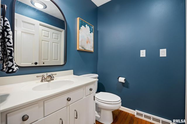 73 HICKORY RIDGE Drive, Morton, IL 61550