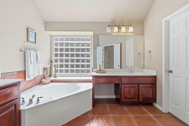 16305 Almaden DR, Austin, TX 78717