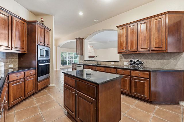 16305 Almaden DR, Austin, TX 78717