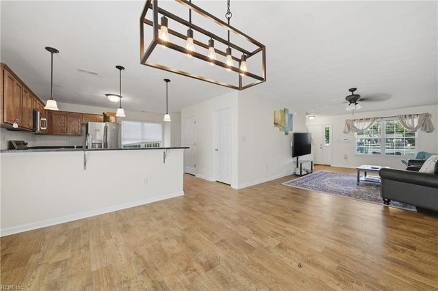 1616 Whittamore RD, Chesapeake, VA 23322
