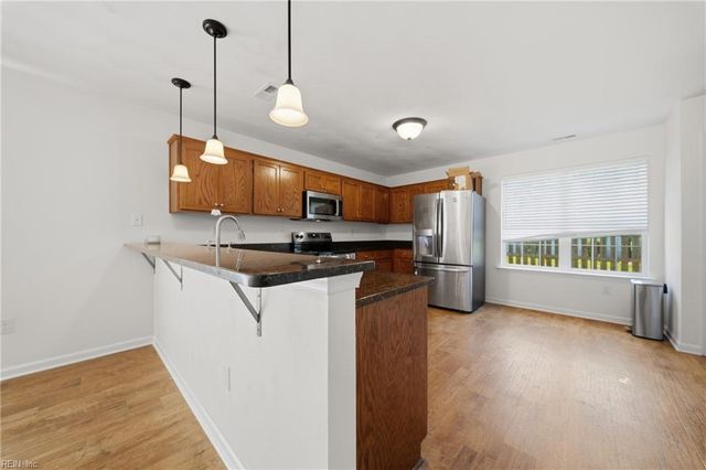 1616 Whittamore RD, Chesapeake, VA 23322