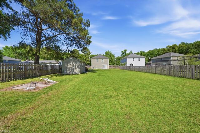 1616 Whittamore RD, Chesapeake, VA 23322
