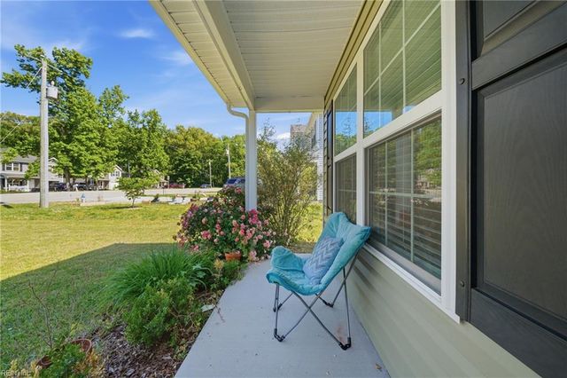 1616 Whittamore RD, Chesapeake, VA 23322