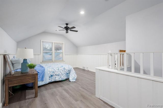 2108 E 4th Street, Royal Oak, MI 48067