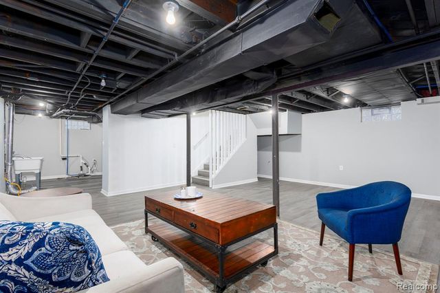 2108 E 4th Street, Royal Oak, MI 48067