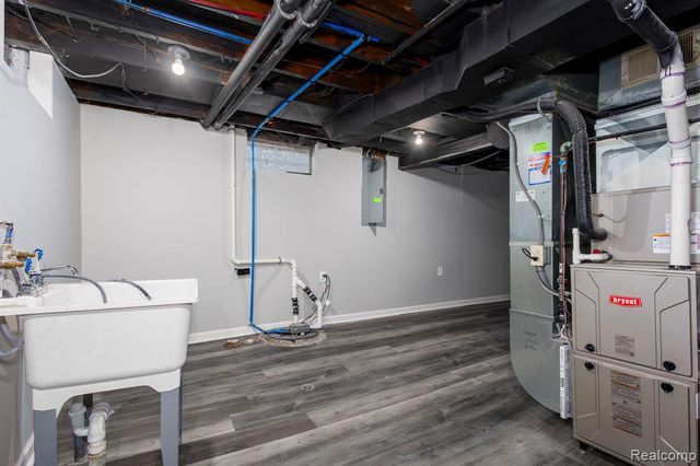 2108 E 4th Street, Royal Oak, MI 48067