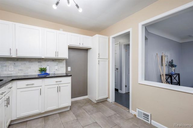 2108 E 4th Street, Royal Oak, MI 48067