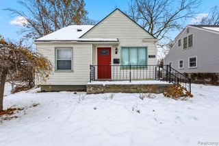 2108 E 4th Street, Royal Oak, MI 48067