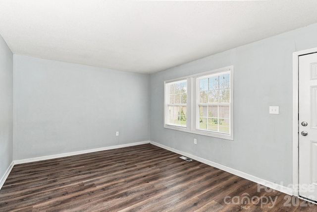 910 Canton Place, Charlotte, NC 28206