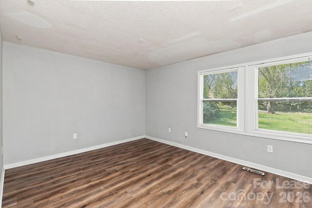 910 Canton Place, Charlotte, NC 28206