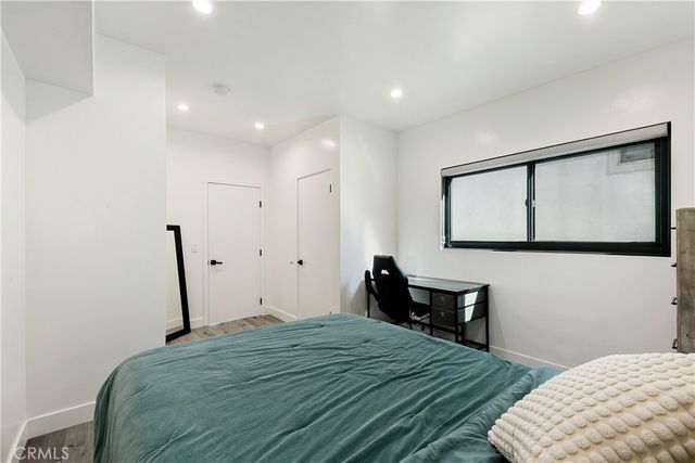 8960 Crescent Drive, Los Angeles, CA 90046