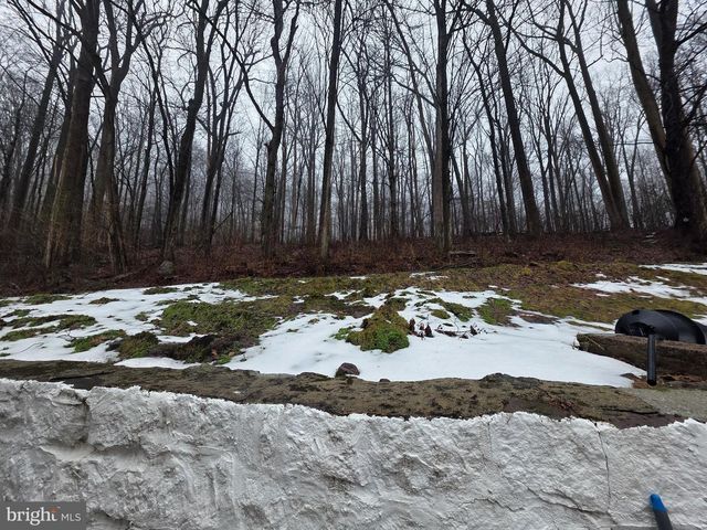 702 WYOMISSING RD, Mohnton, PA 19540