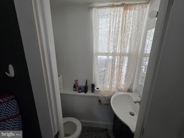 702 WYOMISSING RD, Mohnton, PA 19540