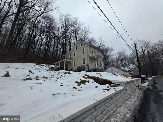 702 WYOMISSING RD, Mohnton, PA 19540