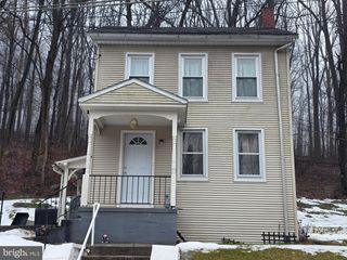 702 WYOMISSING RD, Mohnton, PA 19540