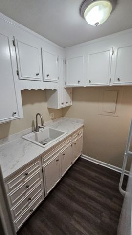2601 Hillsboro Pike Apt L5, Nashville, TN 37212
