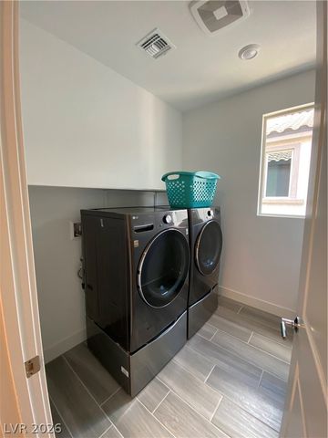 10001 Birch Knoll Avenue, Las Vegas, NV 89166