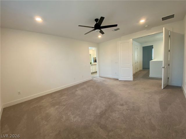 10001 Birch Knoll Avenue, Las Vegas, NV 89166