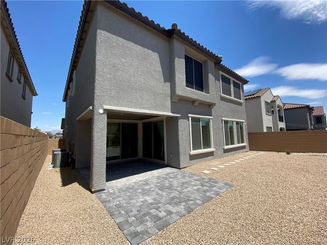 10001 Birch Knoll Avenue, Las Vegas, NV 89166