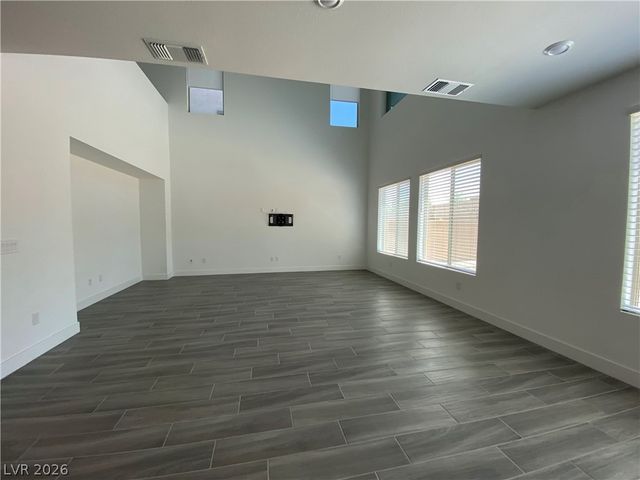 10001 Birch Knoll Avenue, Las Vegas, NV 89166